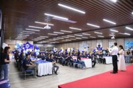 Il fondatore di Rhinoceros racconta la sua storia di imprenditorialità e pers...